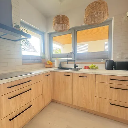 Wakacyjna 1 House بيت للعطل *