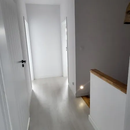 بيت للعطل Wakacyjna 1 House تشوستش